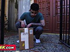 Tyttö, Isot tissit, Blondi, Suihinotto, Vibraattori, Äiti jota haluaisin panna, Tissit, Lelut