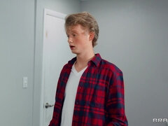 Μωρό, Μεγάλος πούτσος, Μαύρος, Πίπα, Μαύρος, Λεσβία, Νοσοκόμα, Τρίο