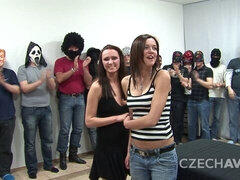 Kukk suging, Brunette, Sperm skott, Gruppe, Hardcore, Orgie, Barbert, Pupper