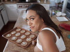 Attractive ebony housewife gets smashed in the kitchen