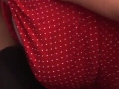 Peitos grandes, Gozar na boca, Saltos, Mijar, Secretárioa, Meias finas