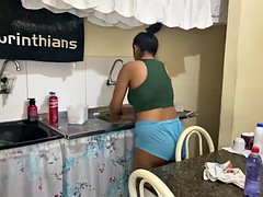 Lécher le cul, Sucer une bite, Bondage, Célébrité, Embrassement, Mère que j'aimerais baiser