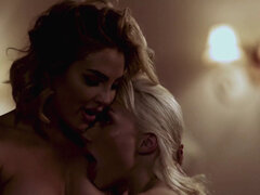 Culo grosso, Tette grandi, Bionda, Lesbica