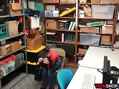 Popó, Cumizás, Gesztenyebarna, Hd, Latin lány, Nuni, Valóság, Visítozás