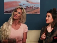 Store bryster, Blondine, Pik sutte, Brunette, Langt ned i halsen, Fisse, Tatovering, Trekant