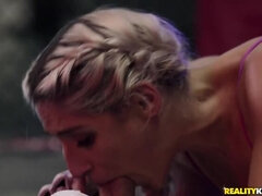 Amerikansk, Rumpa, Avsugning, Snopp, Doggystyle, Ansiktsbehandling, Pigtails, Rider