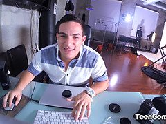 18 ans, Gros seins, Sucer une bite, Plantureuse, Tir de sperme, Hd, Fille latino, De plein air