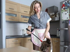 Anal, Stor stjärt, Stor kuk, Stora tuttar, Blondin, Avsugning, Milf, Tuttar