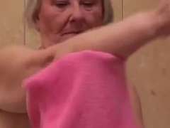 Testes gyönyörű hölgy