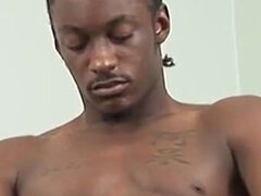 Negroa, Faculdade, Jato de porra, Gay bicha veado, Masturbação, Solo chão, Vintage