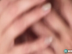 큰 가슴, 흑갈색 머리, 가슴이 큰, 딜도, 페티쉬, 밀프, 혼자, 장난감들