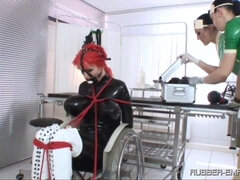 Σαδομαζοχιστικό, Μελαχροινή, Φετιχ, Επίδειξη, Λεσβία, Δημόσιο, Σκλάβος, Έφηβος