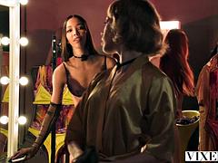 VIXEN Runway Model Bella Spark Devours Christian s Thick Cock ft. Christian Clay: Porn