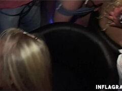 Szőke, Cumizás, Ráélvezés, Pénisz, Európai, Kézimunka, Kőkemény, Fehérnemű