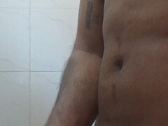 Desi Land Bathroom Hand Job