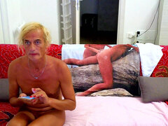 Amateur, Mamada, Británico, Pareja, Pajear, Transexual asiatica, Maduro, Transexual