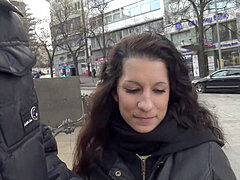 Rich dude suggested stud money for sex with his GF and he agreed