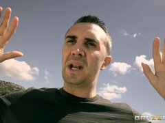 큰 가슴, 흑갈색 머리, 라티나, 밀프, 자연의 가슴, 흥청망청 놀기, 현실, 스페인어