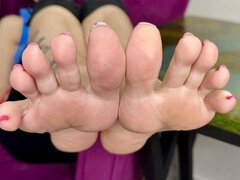 Fétiche, Fétiche des pieds, Maigrichonne, Tatouage