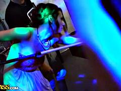 Orgia, Festa, Estudante