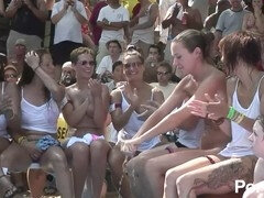 Kont naar mond, Strand, Grote kont, Oudere vrouw, Flashing, Moeder die ik wil neuken, Moeder, Openbaar