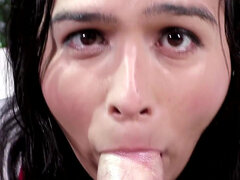 In den arsch, Blasen, Sperma im mund, Transe, Latina, Pov, Transfrau, Spanisch