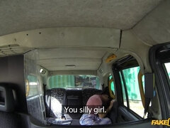 Pompino, Macchina, Facciale, Leccata, All'aperto, Punto di vista pov, Figa, Leccare il buco del culo