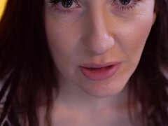 Brunette, Erotik, Lille kvinde, Solo, Bryster