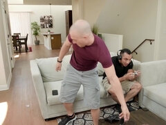 Bagno, Tettona, Imbrogliare, Gola profonda, Pisello, Figa, Rasata, Doccia