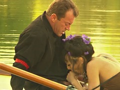 Grote mammen, Bruinharig, Sperma shot, Fetisj, Voeten fetish, Hardcore, Openbaar, Tieten likken