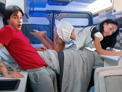 18, Rumpe, Brunette, Bil, Bakfra, Naturlige bryster, Tynn, Tenåring