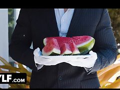 デカ尻, デカパイ, ビキニ, エロ熟女, イく瞬間, 淫乱熟女, 叫ぶ