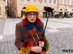 Sovrum, Stor stjärt, Stora tuttar, Avsugning, Doggystyle, Mogen, Rödhårig, Kort hår