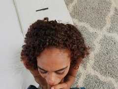 Sucer une bite, Brunette brune, Tir de sperme, En levrette, Noir ébène, Hd, Interracial, Seins naturels