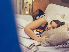 Culo, Brunetta, Beccata, Imbrogliare, Toccando, Ragazza, Terzetto, Tette