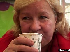 Lepotice, Evinja, Globoko grlo, Dekle drka tiča, Zrela, Milf, Mama, Mačeha