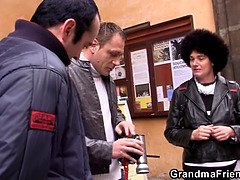 Amatør, Rumpe, Kukk suging, Brunette, Tjekkisk, Hd, Moden, Trekant