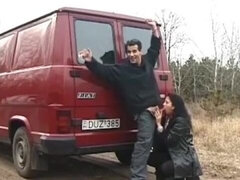 Grosser schwanz, Auto, Paar, Aufs gesicht abspritzen, Hardcore, Im freien, Strumpfhose, Rau