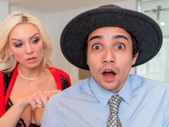 Большая жопа, Блондинки, Минет, Застукали, Ласковые ручки, Белье, Милф, Подглядывание