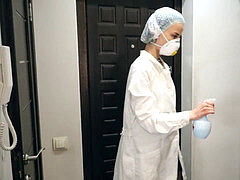 Πίπα, Γιατρός, Στο πρόσωπο, Σπιτικό, Έφηβος