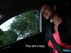 Sucer une bite, Voiture, Tchèque, En levrette, Branlette thaïlandaise, De plein air, Pov, Réalité