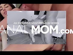 Stor kukk, Store pupper, Blond, Kukk suging, Sperm skott, Dype svelg, Milf, Skrikende