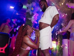 Μωρό, Πίπα, Μελαχροινή, Σε στάση σκύλου στα τέσσερα, Μαύρος, Ηδ, Ώριμη γυναίκα, Εκτός