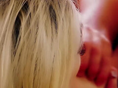 Американки, Блондинки, Минет, Семяизвержение, Секс без цензуры, Белье, Служанка, Милф