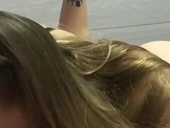 18 ans, Amateur, Sucer une bite, Couple, Adolescente