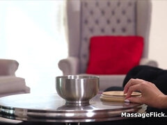 18 χρονον, Τουαλέτα, Πίπα, Μελαχροινή, Σκληρό, Μασάζ, Ντουζ, Βυζιά