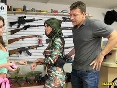 Kukk suging, Hunn, Slikking, Penger, Barbert, Tattovering, Trekant, Pupper