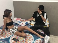 18 anos, Mãe gostosa, Adolescente