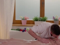 Massage, Pornostars, Russisch, Jungendliche (18+), Titten