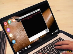 Sucer une bite, Brunette brune, Plantureuse, Hard, Hd, Actrice du porno, Réalité, Nénés